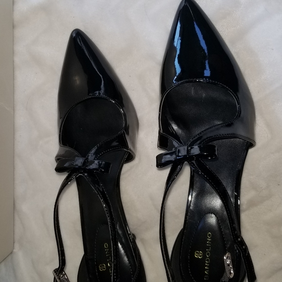 Bandolino Shoes - Bandolino Shiny Patent Black Bow Kitten Heels